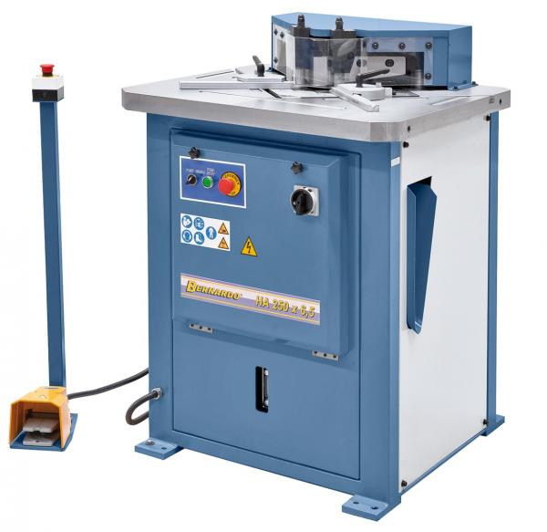 Bernardo Hydraulische Ausklinkmaschine HA 250 x 6,5